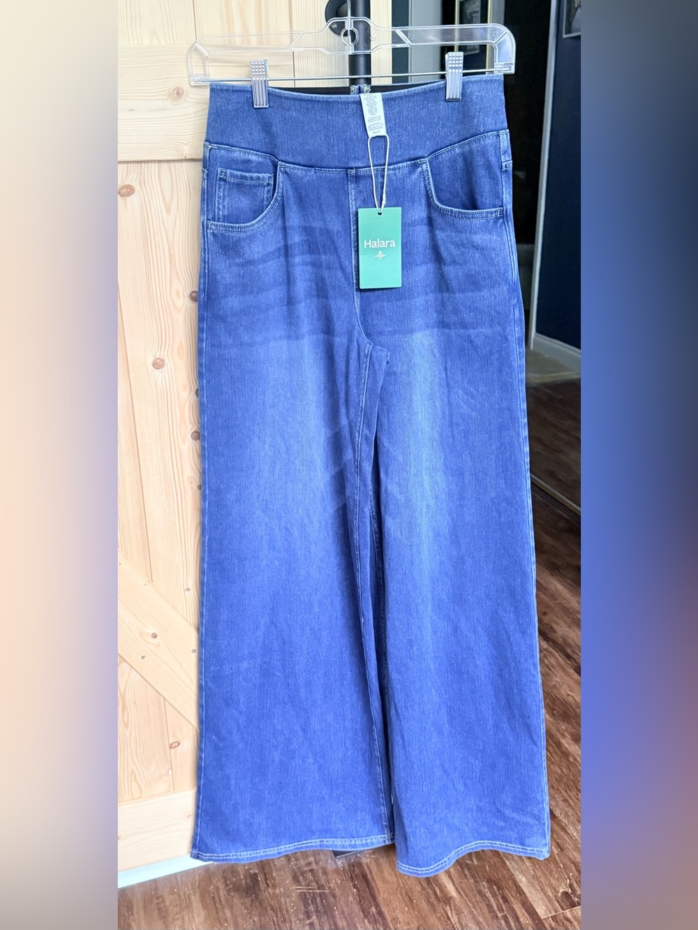HALARA Wide-Leg High-Rise Jeans NWT